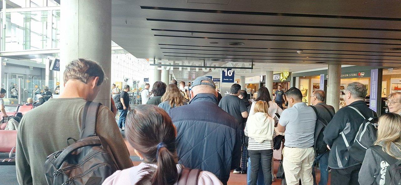 Argentina lideroacute el crecimiento del traacutefico aeacutereo en Ameacuterica Latina en el 2025