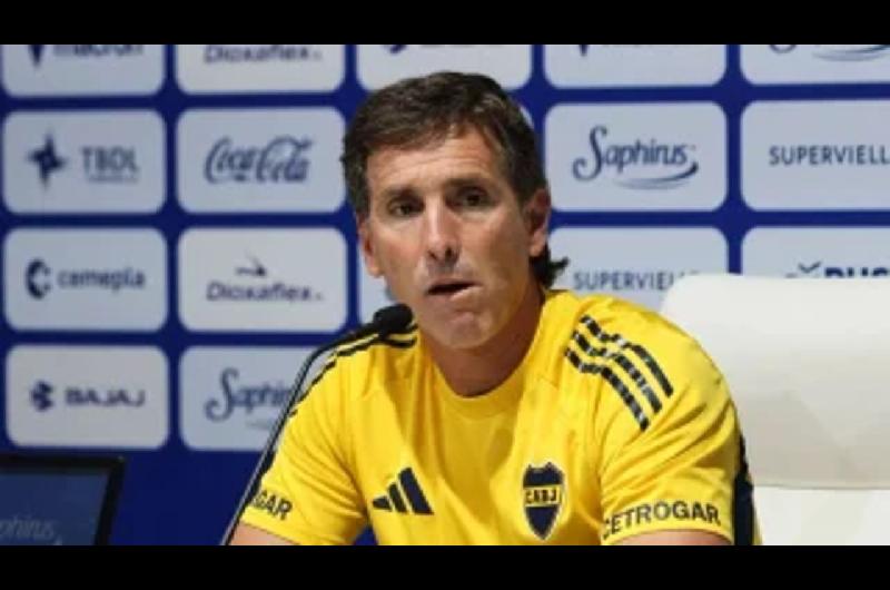 El claacutesico ante Racing definiraacute el futuro de Uacutebeda en Boca