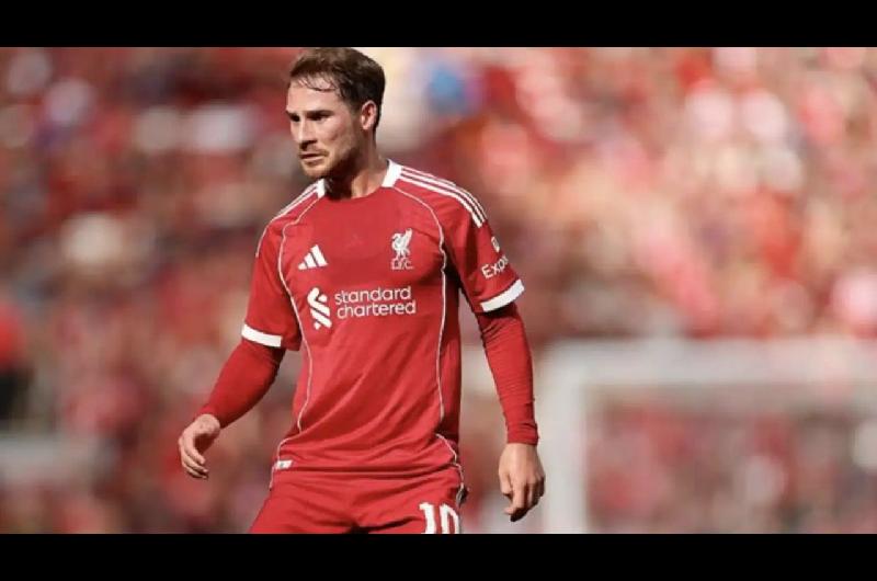 Mac Allister es buscado por un gigante europeo y podriacutea haber un escaacutendalo en la Premier League