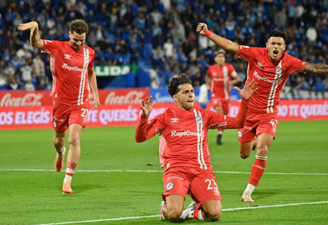 Copa Libertadores- Argentinos Juniors y una visita clave a Barcelona de Ecuador