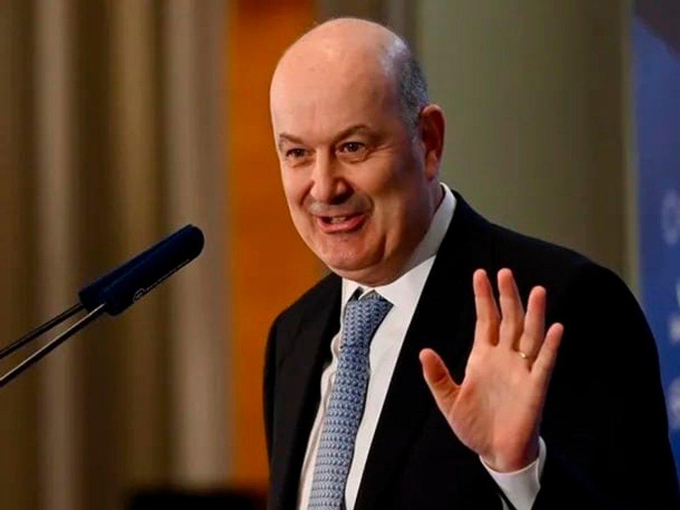 Sturzenegger alquiloacute 4 pisos y 24 cocheras por 720 millones de pesos en Diagonal Norte mientras el Gobierno impulsa el ldquoalquiler cero