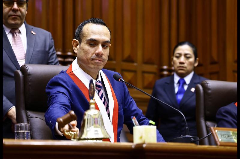 Peruacute- el Congreso destituye al presidente Joseacute Jeriacute