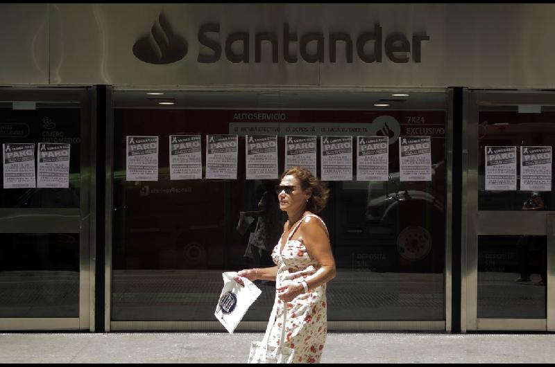 Paro de la CGT- coacutemo operaraacuten los bancos y queacute traacutemites se podraacuten hacer