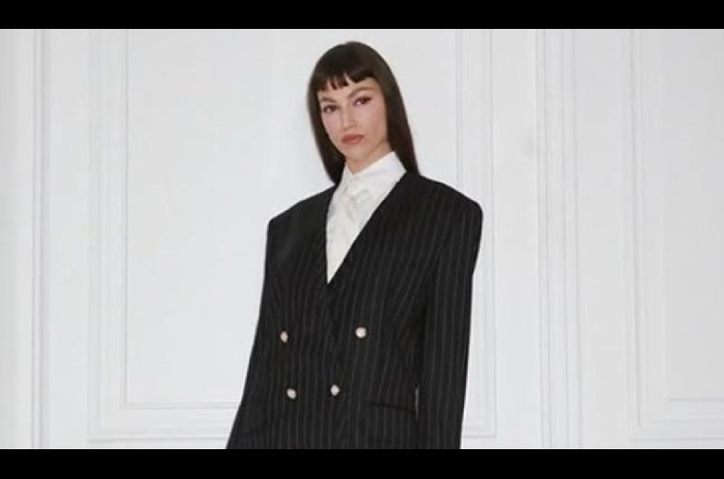 Uacutersula Corberoacute compartioacute la primera foto junto a su bebeacute- ldquoSoy mamirdquo