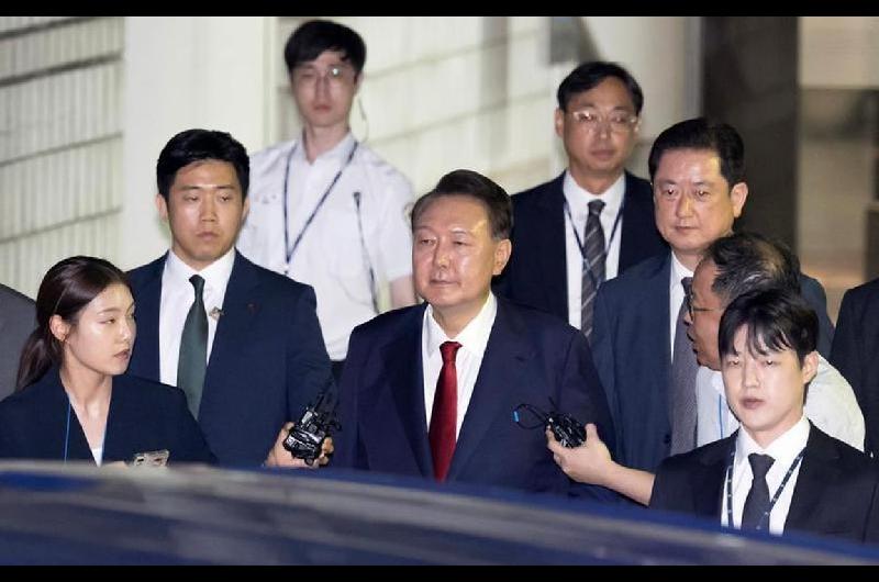 El ex presidente surcoreano Yoon es condenado a cadena perpetua por insurreccioacuten