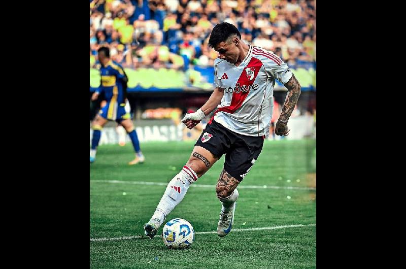 Adam Bareiro seraacute jugador de Boca y River cobraraacute parte del pase