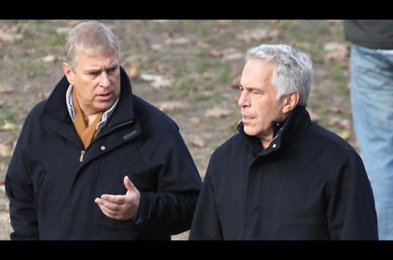 Caso Epstein- el expriacutencipe Andreacutes salioacute de la comisariacutea tras haber estado detenido 11 horas