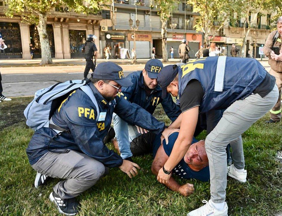 Reforma laboral- 12 detenidos por las protestas en el Congreso