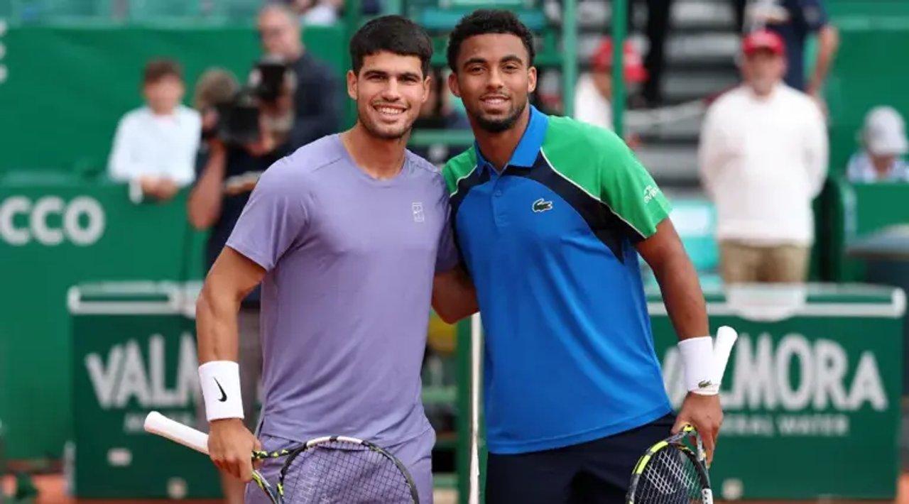 Alcaraz y Fils se enfrentan por el tiacutetulo en el ATP 500 de Doha