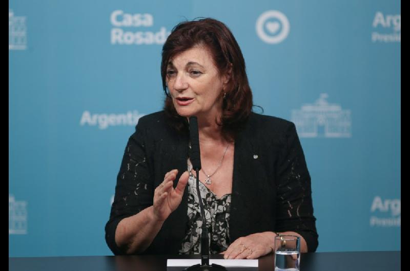 ldquoDiscurso medieval ridiacuteculo y antiempresaldquo- la oponioacuten de Bullrich sobre el caacutentico de Kelly Olmos 