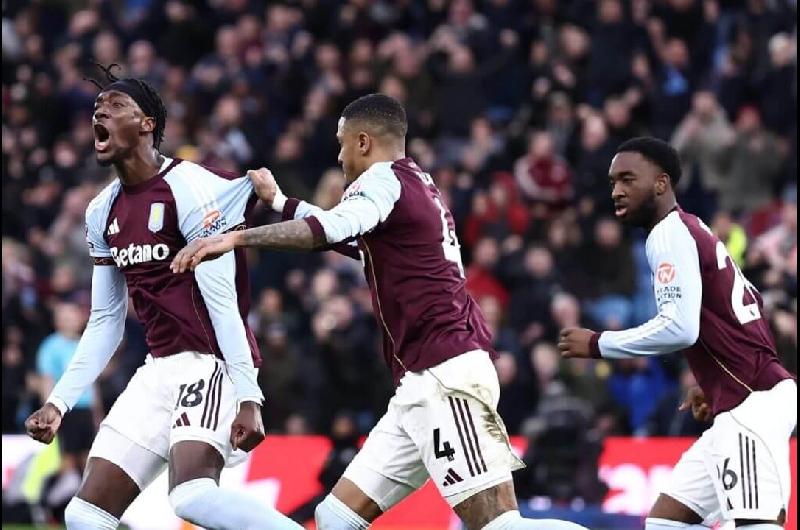El Aston Villa del ldquoDiburdquo Martiacutenez y Buendiacutea empatoacute y empieza a despedirse de la pelea en la Premier League