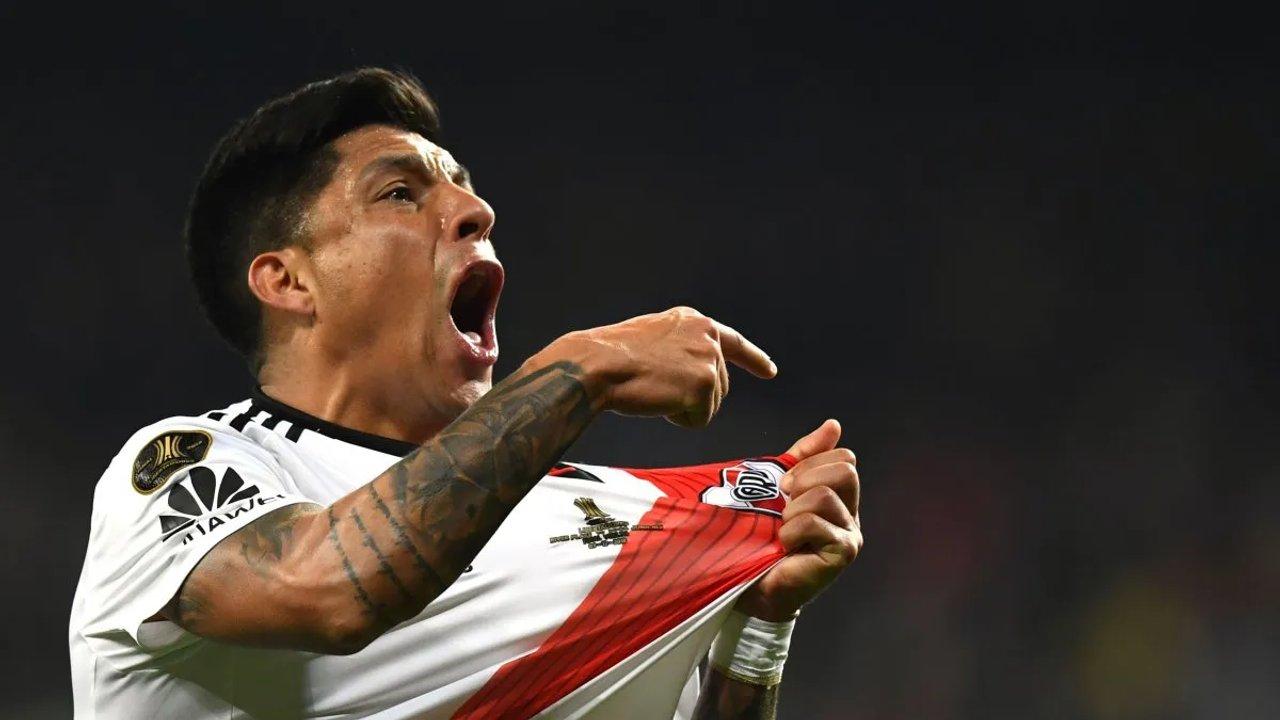 El saludo de River a Enzo Peacuterez por su cumpleantildeos- ldquoDe bandera a leyendardquo