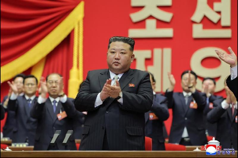 Xi Jinping felicita a Kim Jong Un elegido como secretario general de PTC