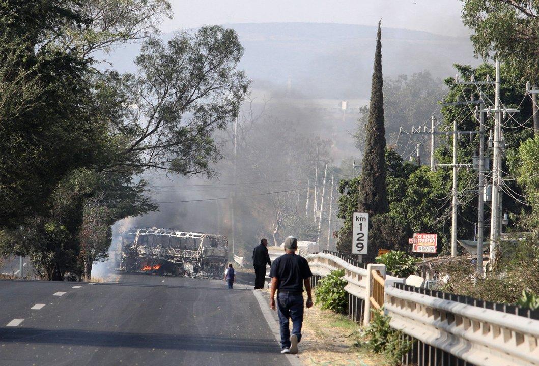 Paiacuteses europeos alertan a sus residentes en Meacutexico