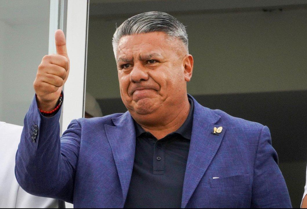 La AFA negoacute deudas fiscales y anuncioacute la suspensioacuten de la fecha 9 en respaldo a sus autoridades