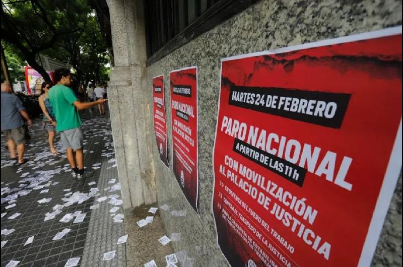 Toma del edificio del fuero laboral y paro por 48 horas de los trabajadores judiciales