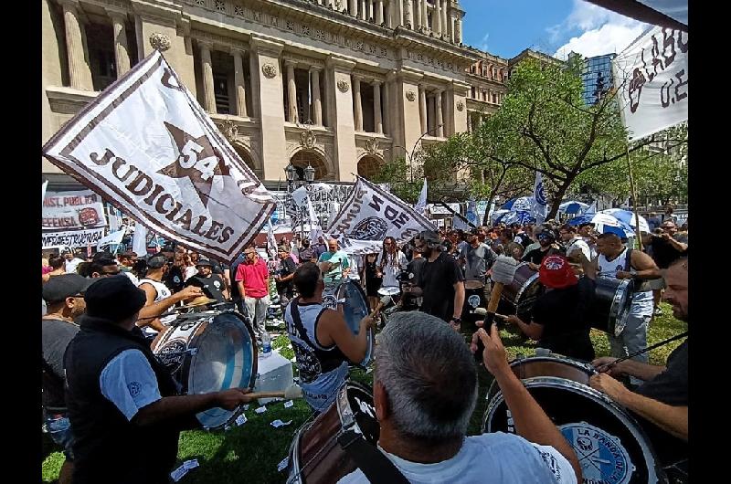 Paro y movilizacioacuten de los judiciales contra el traspaso de la justicia laboral a la Ciudad