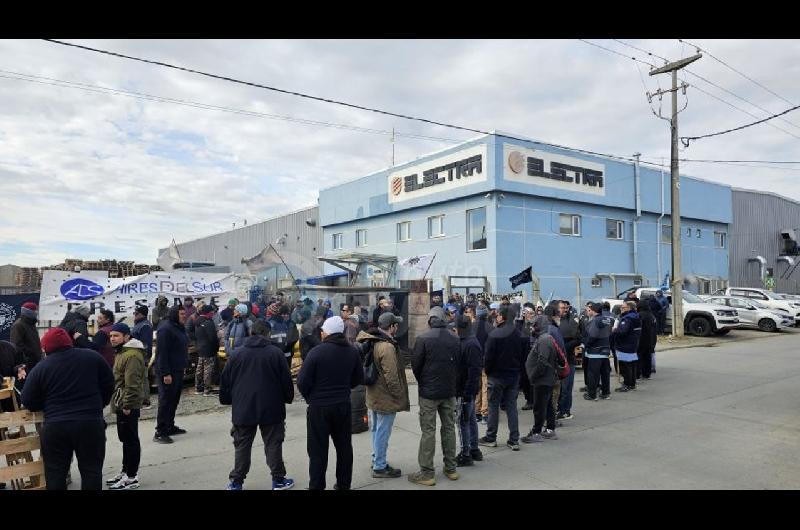 Otro conflicto laboral asesta golpe letal al reacutegimen de promocioacuten electroacutenica y textil de Tierra del Fuego