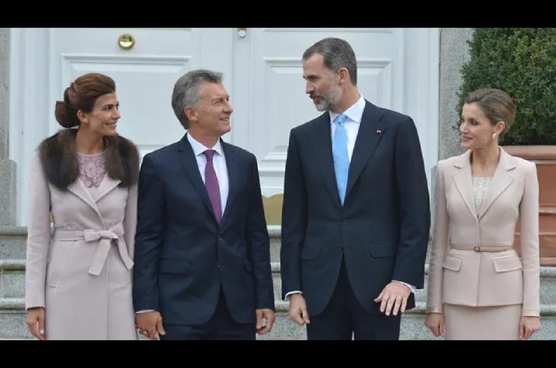 La Casa Real podriacutea iniciar acciones legales contra los medios que difundieron el rumor sobre Felipe VI y Awada