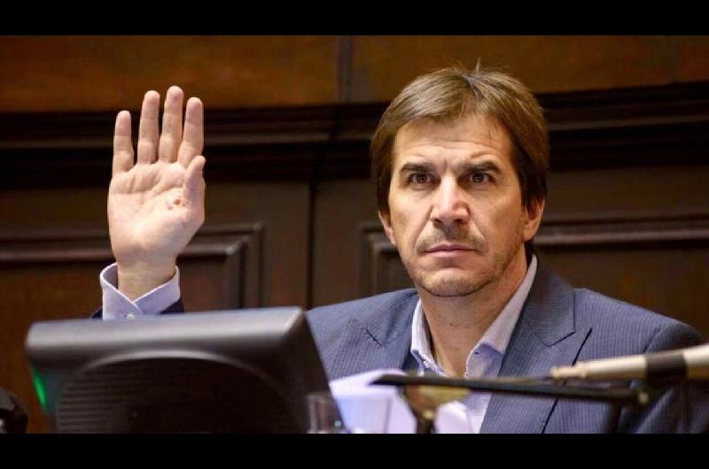 La comisioacuten del 30-en-porciento- en AFA- queacute hizo Faroni y por queacute investigan si hubo desviacuteo de fondos