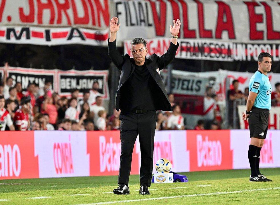 El hincha de River encontroacute un claro culpable en la salida de Gallardo y se lo hizo saber