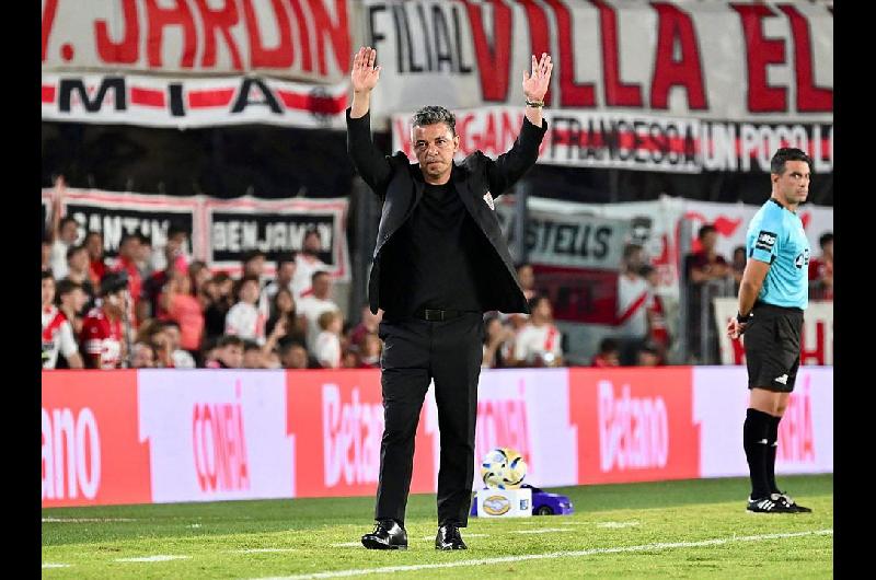 El hincha de River encontroacute un claro culpable en la salida de Gallardo y se lo hizo saber