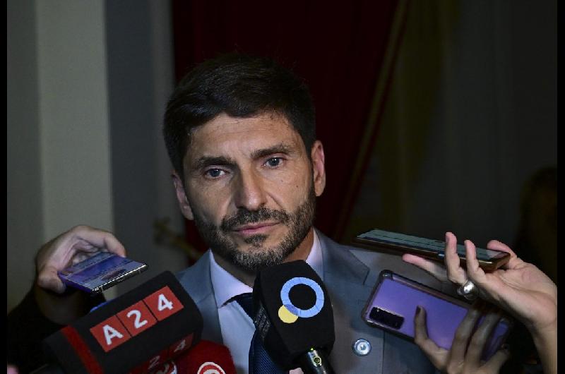 Gobierno aprueba garantiacutea por preacutestamo de USD 75 millones para programa deportivo en Santa Fe