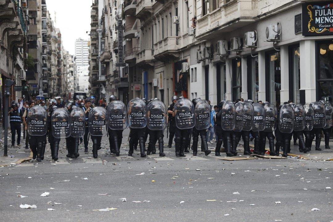 Protestas en el centro portentildeo- queacute calles estaacuten cortadas por los manifestantes