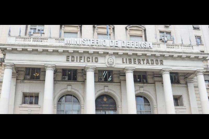 Defensa designa al coronel Jorge Huarte como director general de Asuntos Juriacutedicos