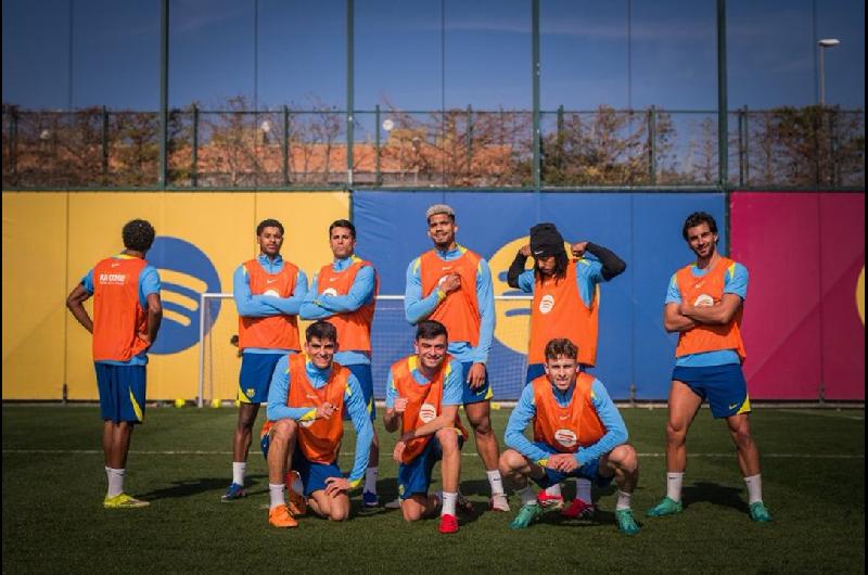 Barcelona buscaraacute una victoria ante Villarreal para seguir en lo maacutes alto de La Liga