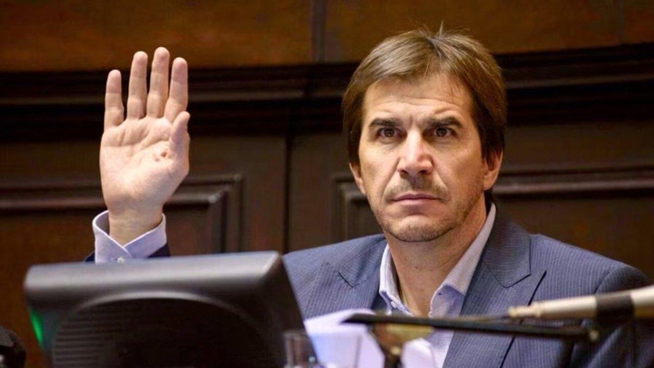 Caso AFA- detectan otra cuenta en EE UU vinculada a Javier Faroni que desvioacute maacutes de US3 millones