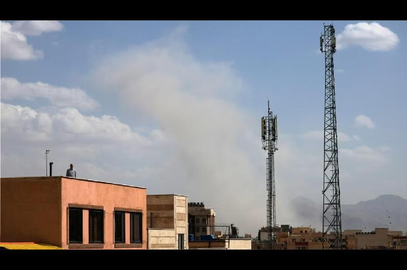 Apagoacuten total en Iraacuten- el reacutegimen suspendioacute internet y la telefoniacutea despueacutes de los ataques