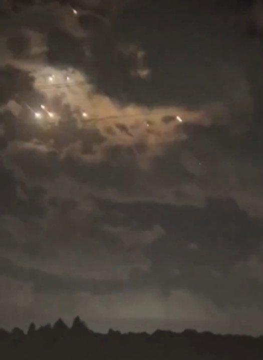 Primeros saldos del bombardeo- maacutes de 200 muertos y maacutes de 700 heridos