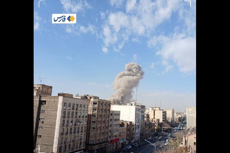 FOTOS- Asiacute quedoacute Teheran tras la operacioacuten ldquoRugido del Leoacutenrdquo de EEUU e Israel