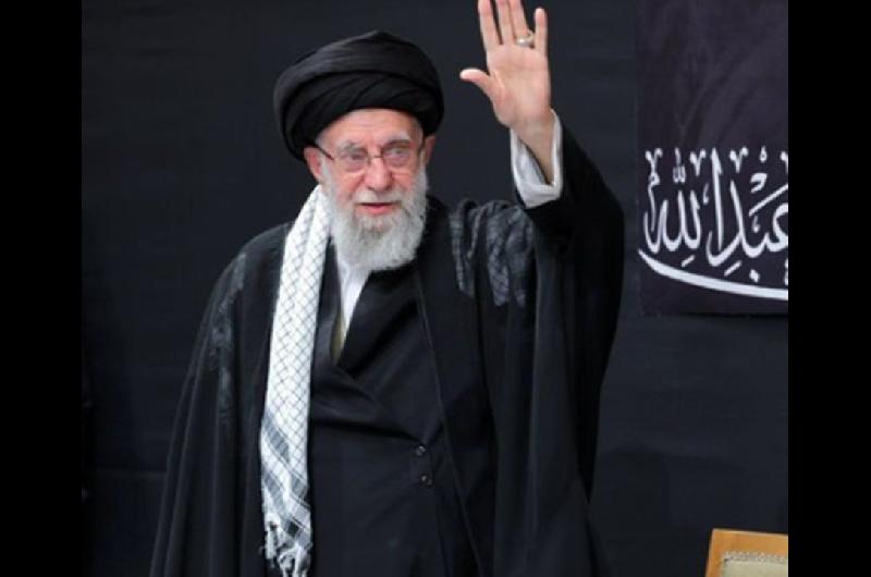 Iraacuten confirma la muerte del Ayatolaacute Aliacute Jameneiacute tras ofensiva aliada