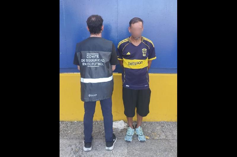 Operativo en La Bombonera- cuatro detenidos con pedidos de captura por robo y estafas 