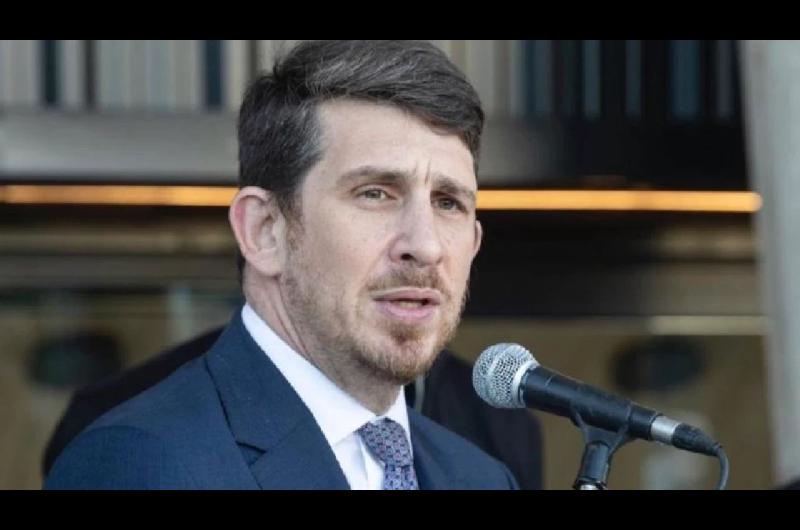 Mauro Berenstein- ldquolas viacutectimas de los atentados duermen un poco maacutes en pazrdquo