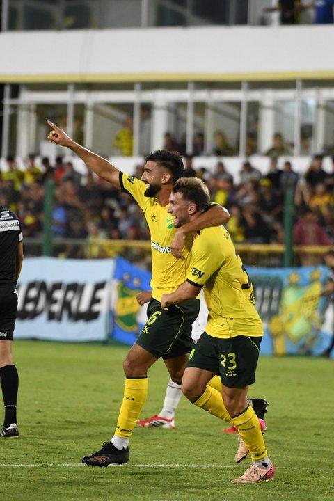 Defensa y Justicia empatoacute con Lanuacutes y sigue en zona de clasificacioacuten en el Torneo Apertura 2026