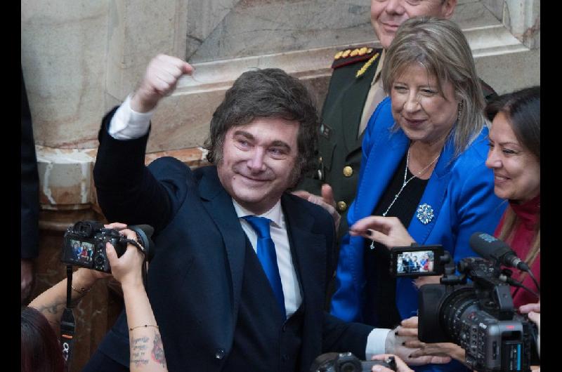 Milei abrioacute las sesiones ordinarias- cruces con la oposicioacuten y el anticipo de una abultada agenda de reformas