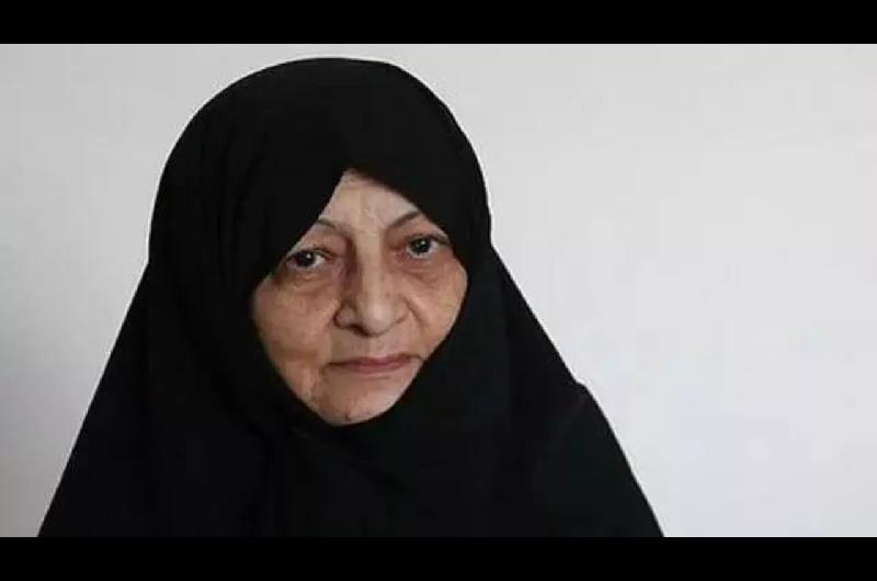 La esposa de Aliacute Khamenei tambieacuten murioacute tras los ataques a Iraacuten