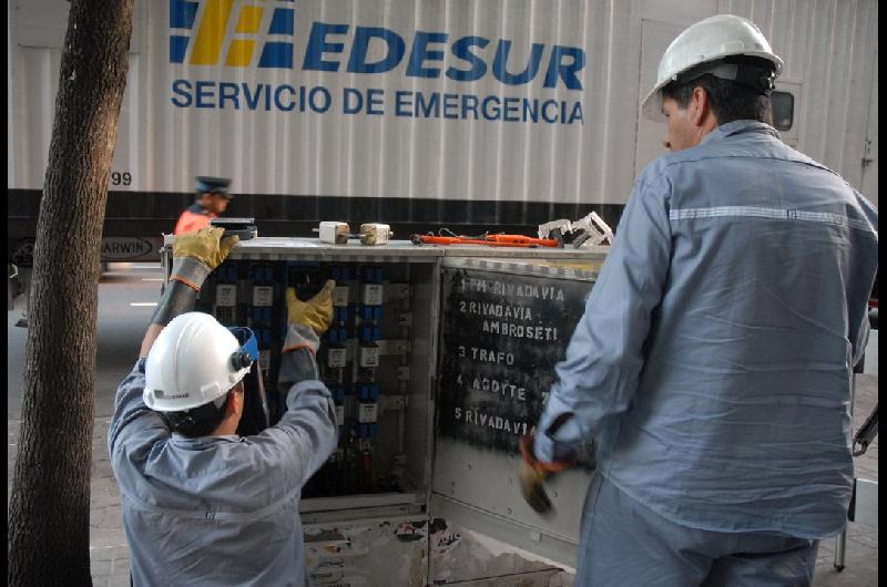 Edesur convoca a asamblea y define honorarios por  1542 millones