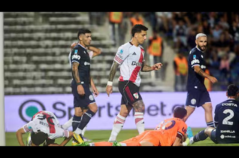 River mostroacute una mejor reaccioacuten individual pero sigue sin proyecto colectivo