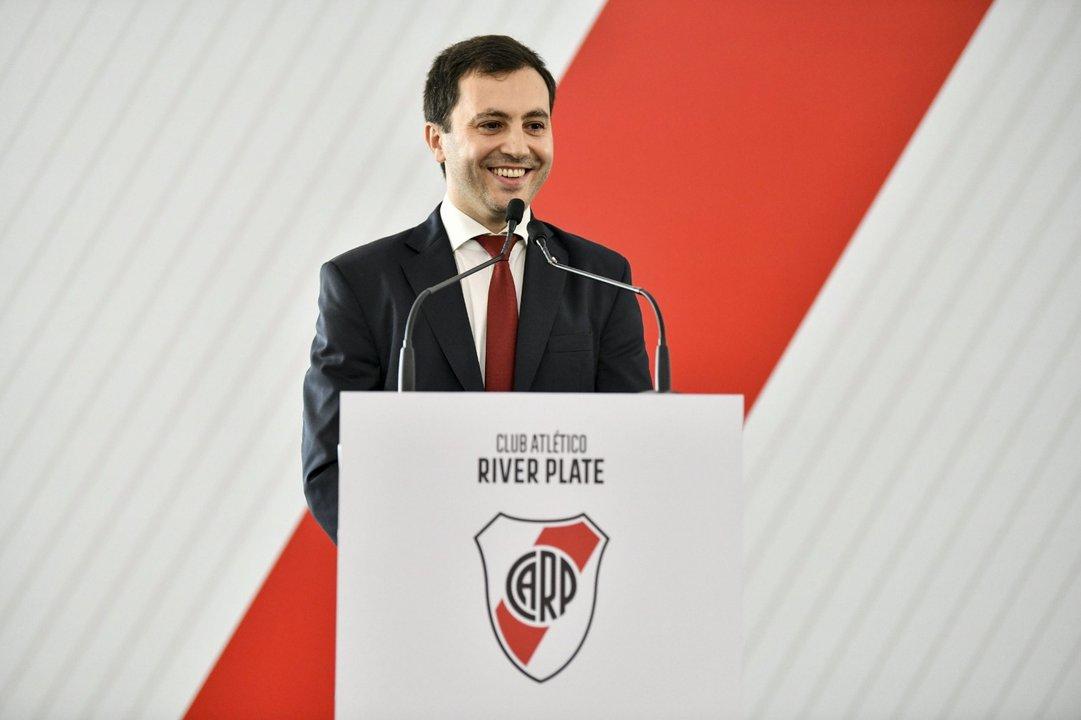 El presidente Di Carlo confirmoacute que Coudet seraacute el nuevo entrenador de River