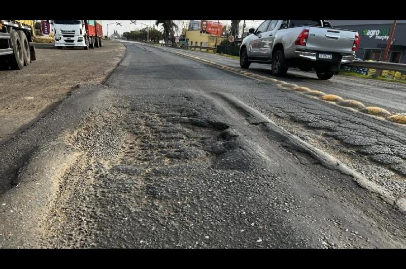 iquestY si se pudieran arreglar 550 mil kiloacutemetros de rutas deterioradas del paiacutes a mitad del costo