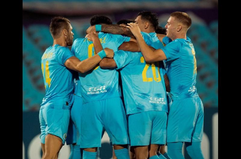 Montevideo City Torque derrotoacute a Defensor Sporting por la miacutenima y clasificoacute a la Copa Sudamericana