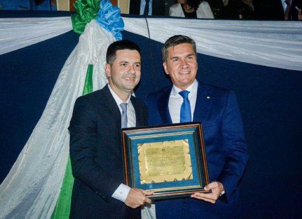 Hombre del gobernador Zdero investigado por presuntas inversiones irregulares con fondos municipales