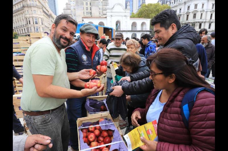 El termoacutemetro latinoamericano de confianza del consumidor ubica a Argentina penuacuteltima