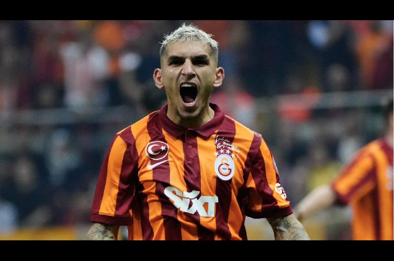 Lucas Torreira reafirmoacute su suentildeo- Quiero jugar en Boca