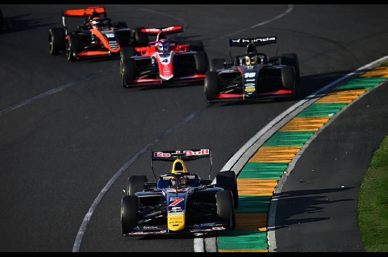 Foacutermula 3- el argentino Mattia Colnaghi sumoacute un punto en su debut en el Gran Premio de Australia