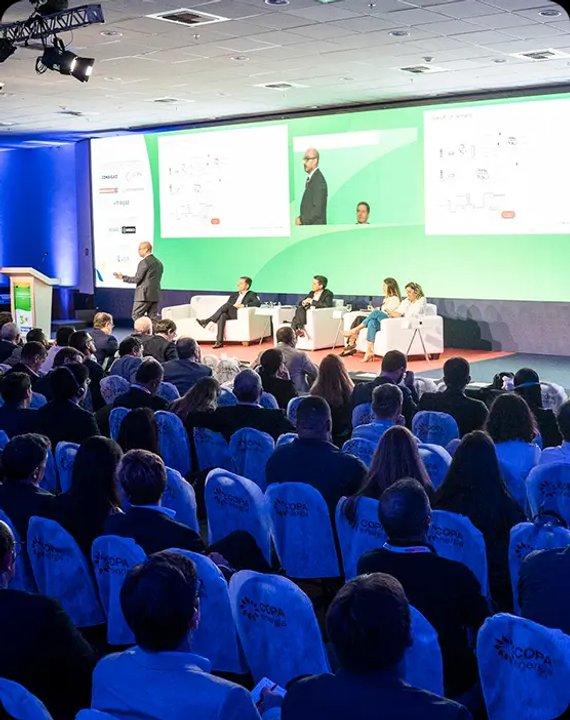 En medio de la tensioacuten global por el petroacuteleo y el gas Argentina seraacute sede de la reunioacuten de un sector clave